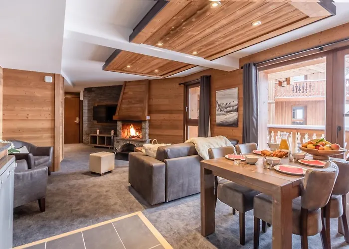 Chalet Altitude Apartmanhotel 5*